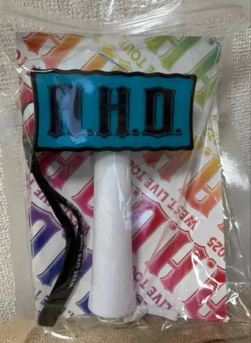 WEST. A.H.O. 응원봉