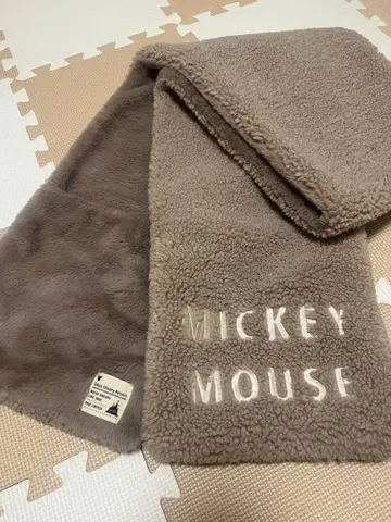 디즈니 리조트 미키 리버서블 롱 머플러