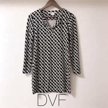 [ 새상품급 ] 다이앤 폰 파스텐버그 체인 패턴 원피스