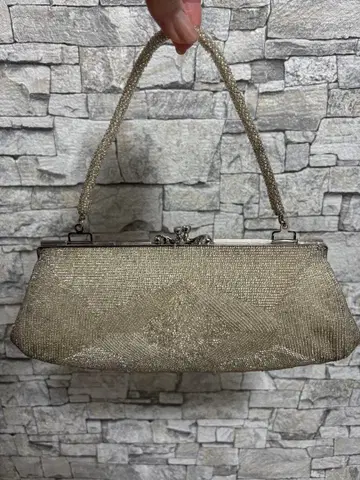 클래시컬한 총 비즈 파티 백