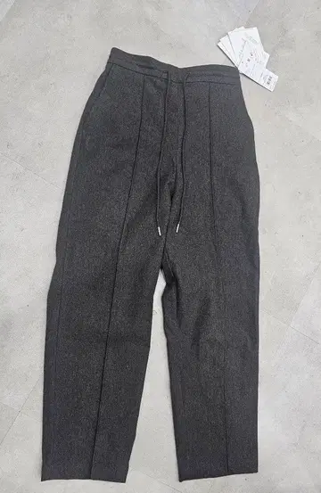 나노 유니버스 핀턱 이지 팬츠 와이드 스트레이트 팬츠 36 새상품