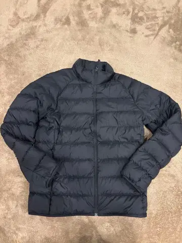 UNIQLO 울트라 라이트 다운 블랙 M 수납 봉투 포함