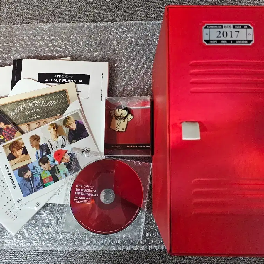 BTS BTS 2017 seasons greetings on Bunjang Global Site.