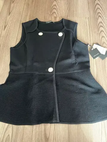 새상품 pierre cardin 블랙 베스트 L
