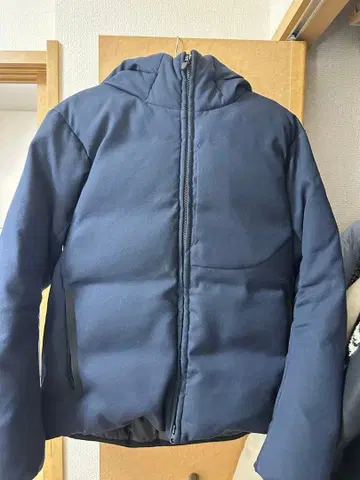 BEAUTY&YOUTH 코마츠마테레 네이비 남성용 다운 M 사이즈