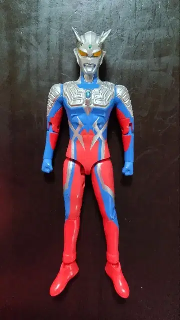 울트라맨 피규어 울트라맨 제로 궁극 무장 울티메이트 제로