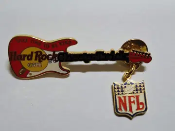 하드 록 카페 기타 NFL 핀 배지