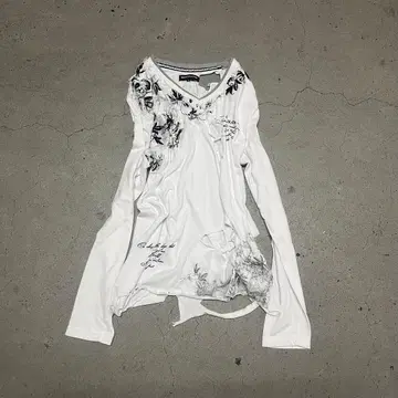 2000s semantic design damage long sleeve