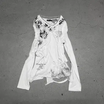 2000s semantic design damage long sleeve