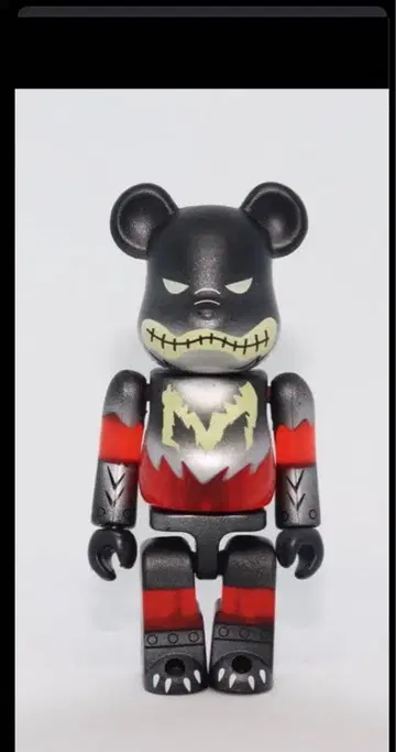 BE@RBRICK Series 4 마이드 Machroid 2002