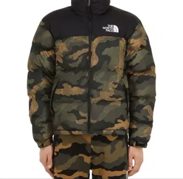 THE NORTH FACE 카모플라쥬 다운 자켓
