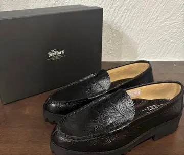 [ 미사용 새상품 ] Kenford 블랙 로퍼 24.5cm 전체 페이즐리