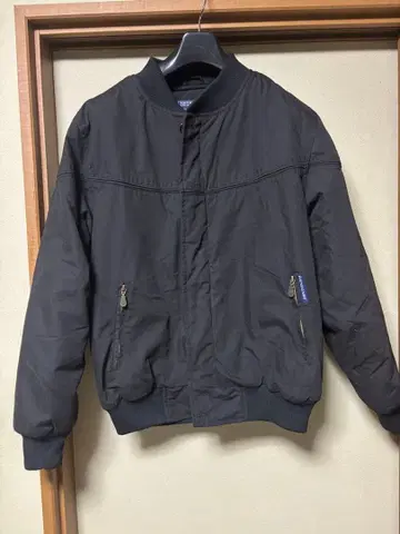 새상품급 RENEGADE 더비 자켓 블랙 S 사이즈