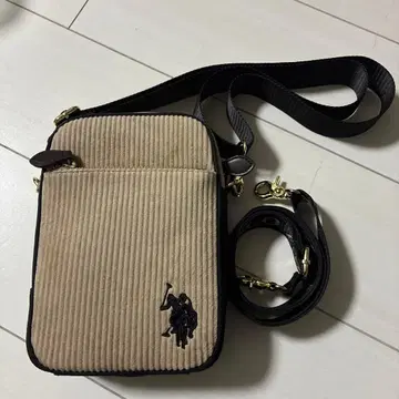 U.S. POLO ASSN. 숄더백 베이지