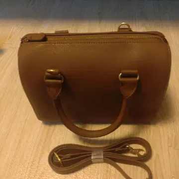 유니클로 레더 터치 2WAY 보스턴 백 브라운