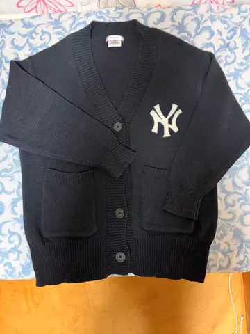 MOUSSY 뉴욕 양키스 가디건
