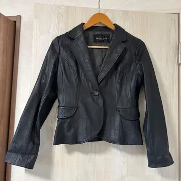 PENNY JULE 블랙 라이더스 램 가죽