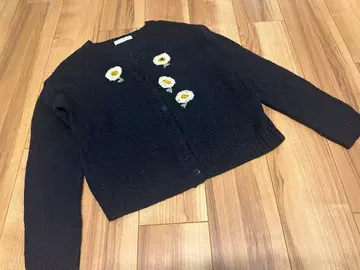 CHILD WOMAN ] 꽃 자수 니트 가디건 F 블랙 포근하고 귀여운