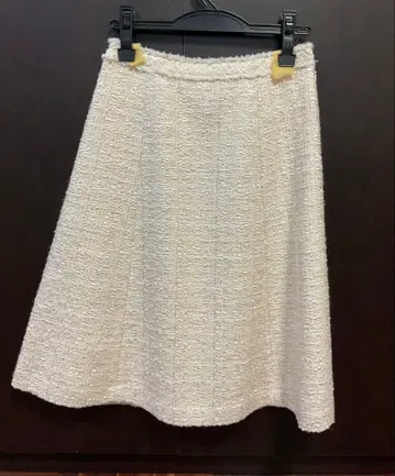 택 포함 새상품 매킨토시 철학 트위드 스커트 아이보리 36