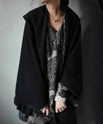 [ antiqua ] 변형 코듀로이 절개 돌먼 자켓 [ 안티카 ]