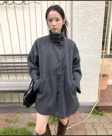 UNE MANSION 이너 퀼팅 패딩 하이넥 하프 코트