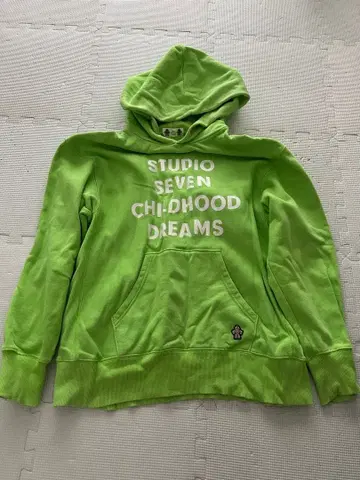 STUDIO SEVEN 라임 그린 후드티