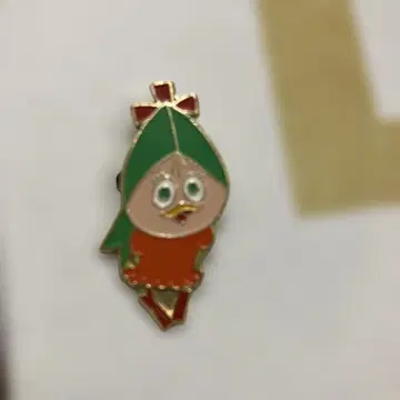 프리실라 핀 배지 쇼와 레트로