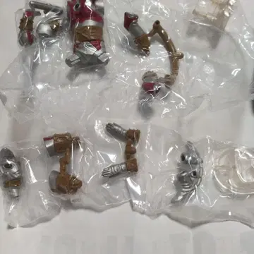 궁극의 루미너스 울트라맨 18 에이스 로봇