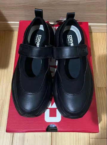 [ 미사용 새상품 ] 24.5cm CONVERSE 서지 트레이닝복 블랙