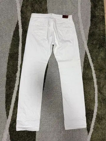 THE UNION 화이트 데님 빨간색 귀 택 별주