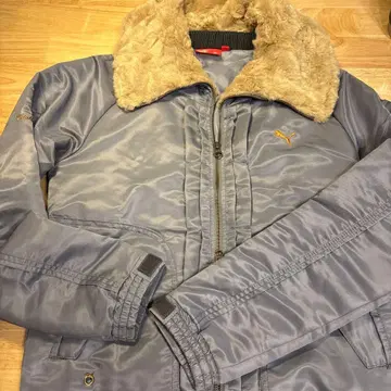 PUMA 퍼 카라 부착 점퍼 M 사이즈 그레이