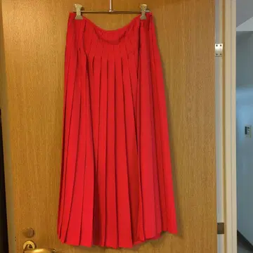 ADORE 어도어 빨간색 플리츠 롱 스커트 38 정가 49,000