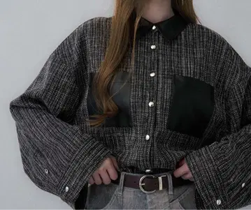 인조 가죽 절개 미들 셔츠(HARE)