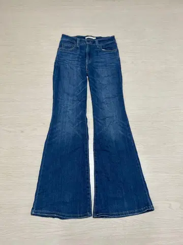Levi's 플레어 데님 26
