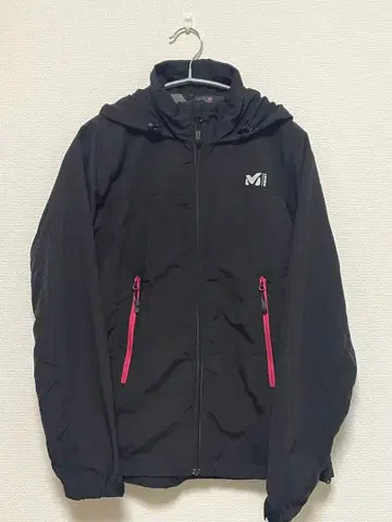 [ 연말 가격 인하 ] MILLET 밀레 마운틴 후드티 M