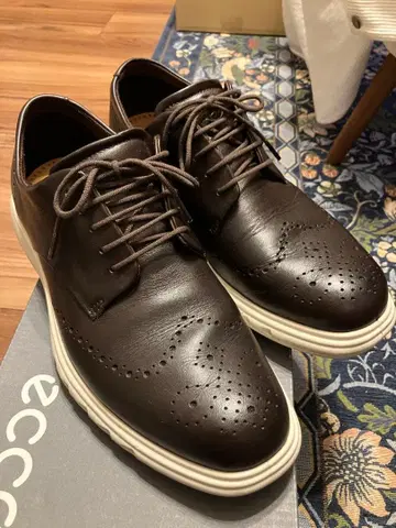 ecco 브라운 가죽 드레스 슈즈