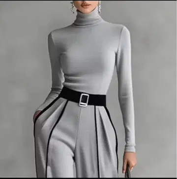 그레이 터틀넥 셋업 S 사이즈