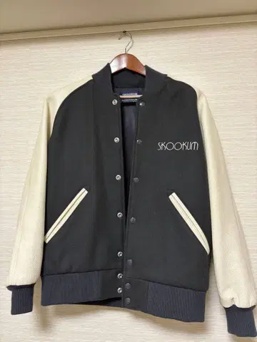 [ 유나이티드 애로우즈 별주 ] SKOOKUM 레터맨 자켓