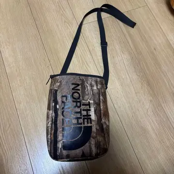 THE NORTH FACE 카모플라쥬 숄더백
