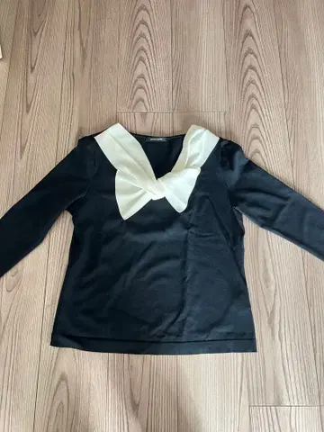 pierre cardin 리본 옷깃 긴팔 상의