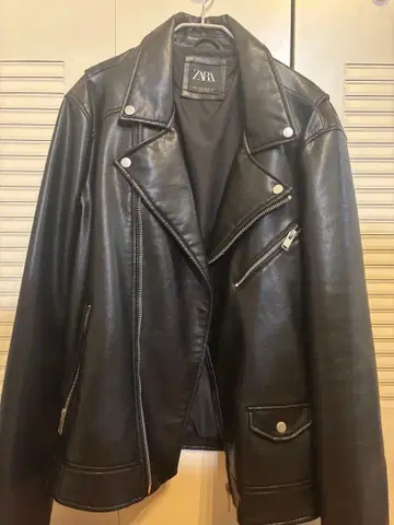 [ 새상품급 ] ZARA 블랙 라이더 자켓