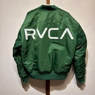 RVCA 그린 MA-1 플라이트 자켓