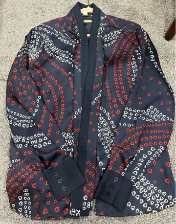 나라 까미체 트윌 하트 프린트 보타이