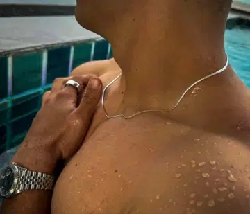 [ 미개봉 새상품 ] 디퍼런트 목걸이풍 실버 54cm 조지