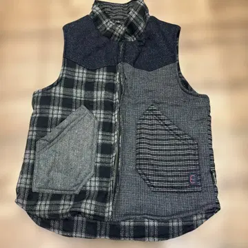 체크 무늬 하이넥 베스트 엘 로데오