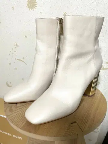 MICHAEL KORS 마이클코어스 숏부츠