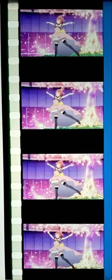 러브 라이브 니지가사키 영화 입장객 특전 필름 조각 텐노지 리나