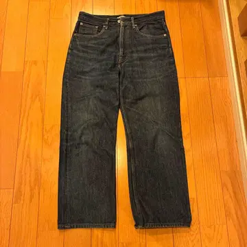 AURATTEE 다크 블루 스트레이트 데님 30