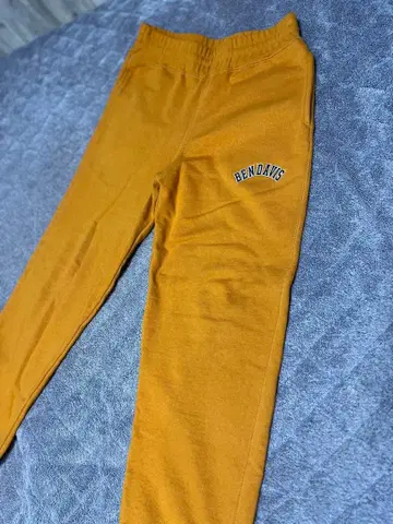 BENDAVIS 스웨트 팬츠 머스타드