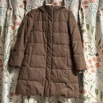 새상품급! 23구 다운 자켓 S 사이즈